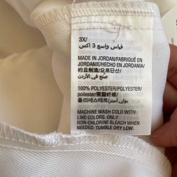 📦 SOLD - Women’s white pants. Size 3X. NWT. - Picture 2 of 5